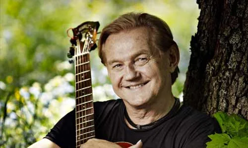 Intimkonsert med Finn Kalvik