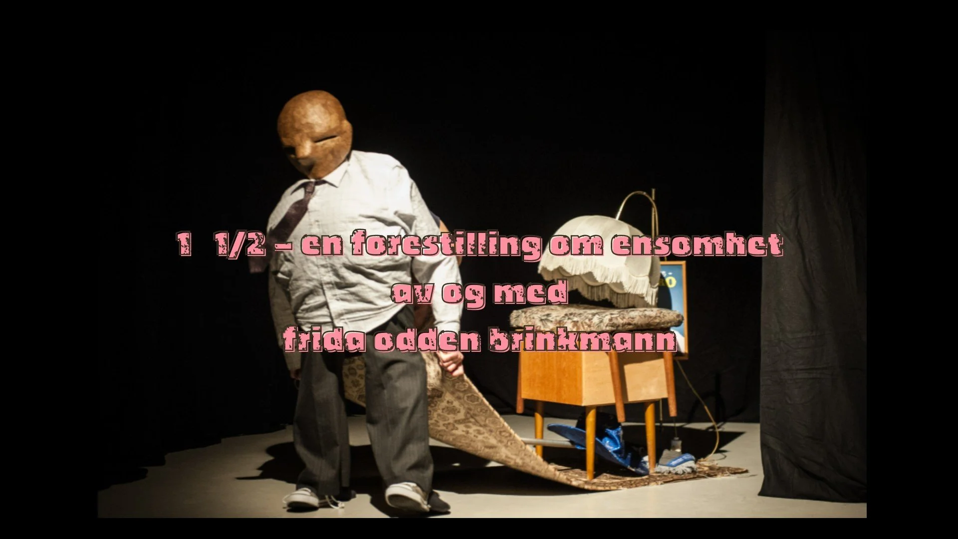 Teaterlørdag Ung: Figurteaterforestillingen 1  1/2