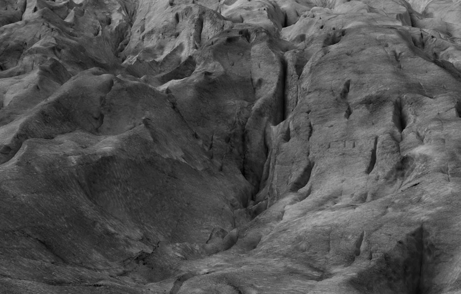 UTSTILLING: "GHOSTING GLACIER"