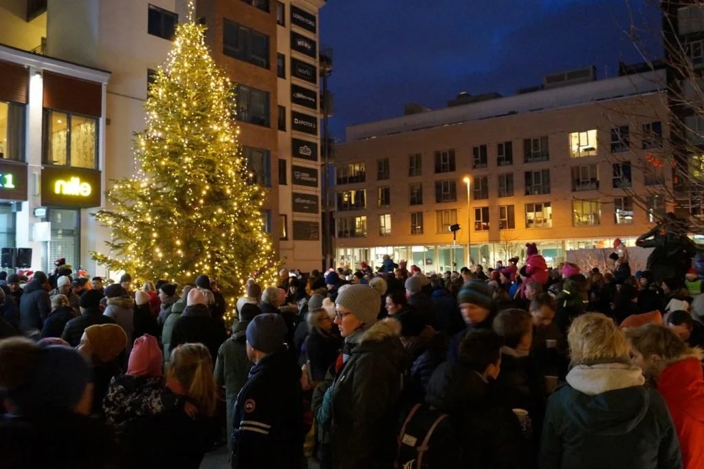 Julegrantenning på Løren