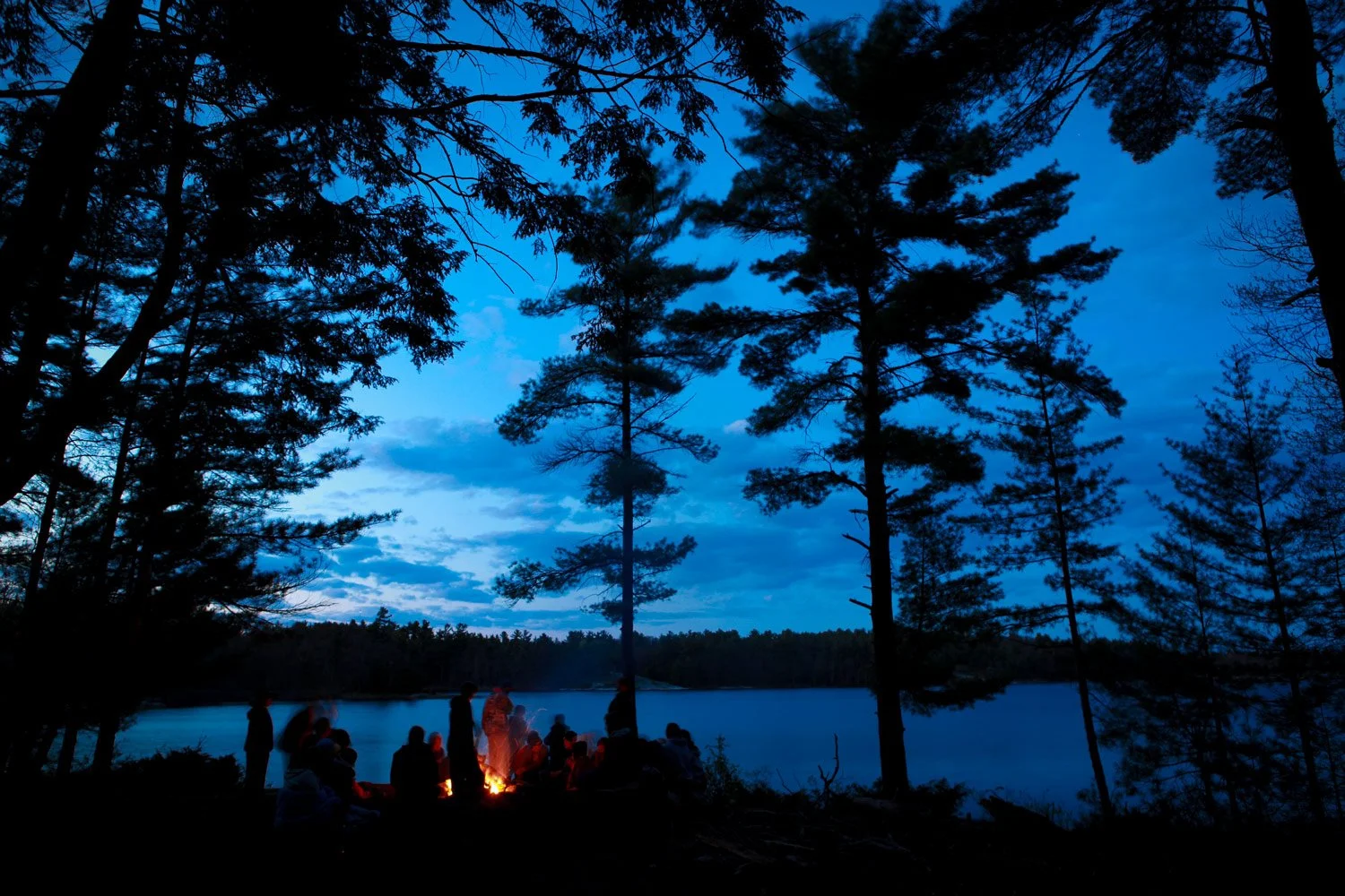   Kombinasjon av natur og gode samtaler    BÅL &amp; HJERTESIRKEL    BLI MED!  