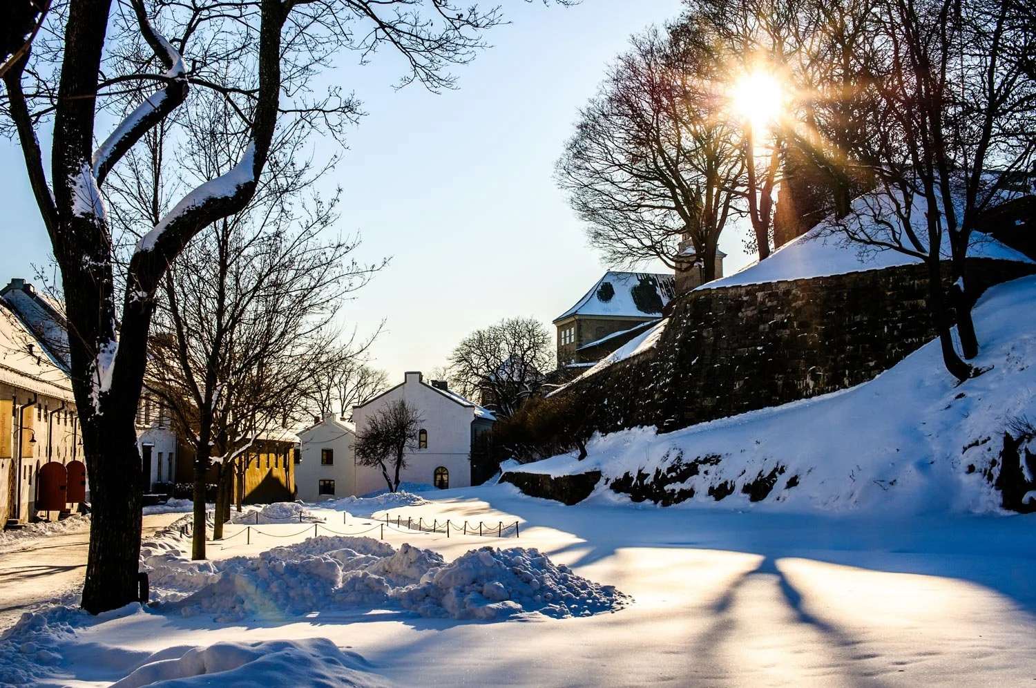 Oslo-web-Akershus-festning-Oslo-vinter-1-kl.-11.26.30.jpg