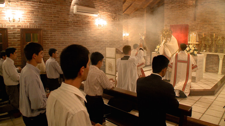 lots-of-incense-in-argentina.jpg