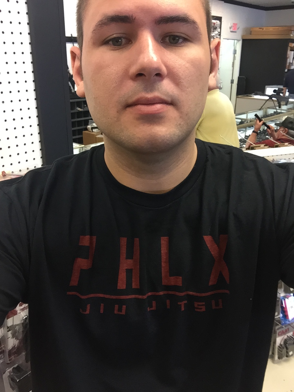 On a quick pitstop before the seminar so that Chad could feel safer....... ps: Thank you #phalanxfc for the most amazing gear; as always a pleasure to be part of #phalanxarmy.