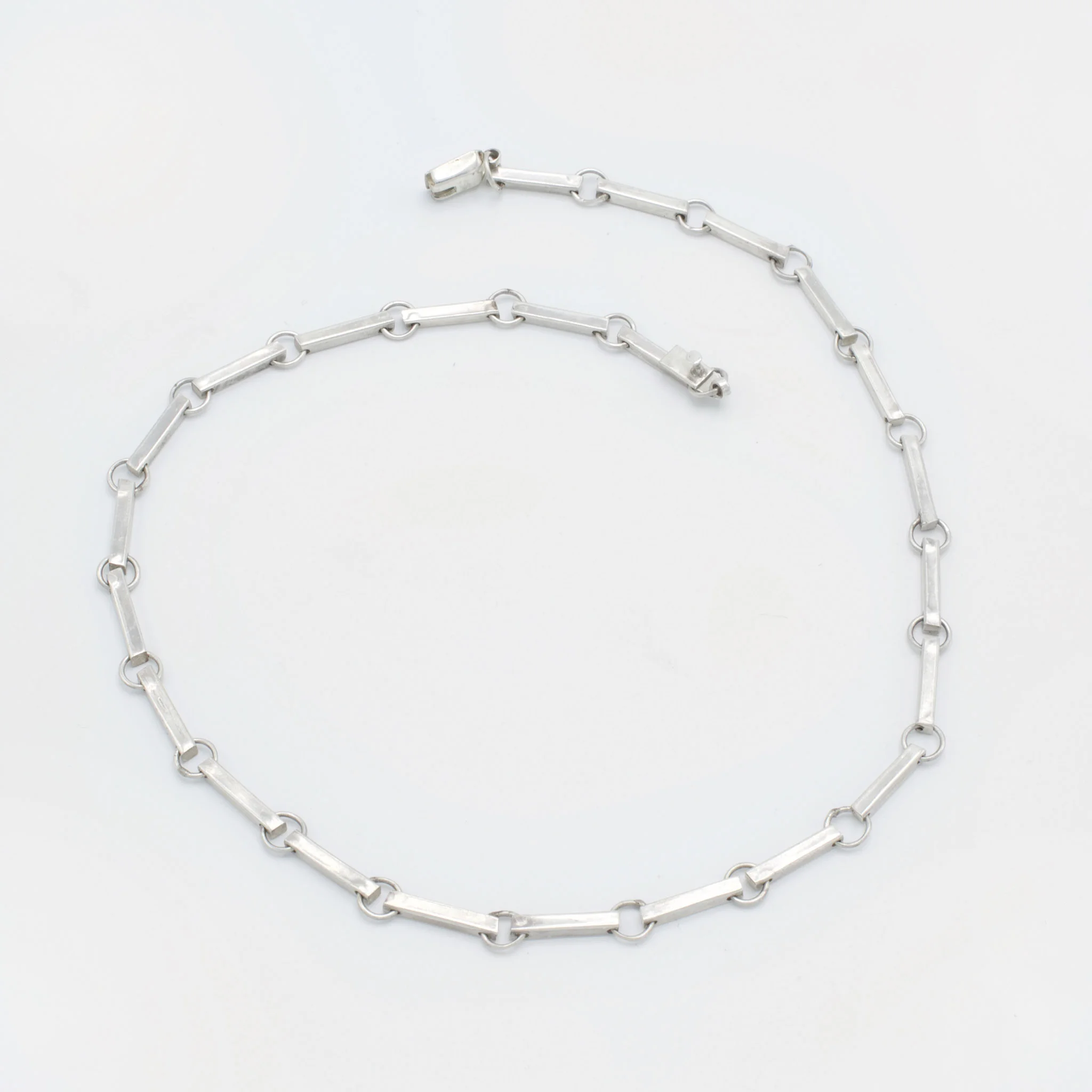 sterling_chiker_chain_taxco_vintage.jpg