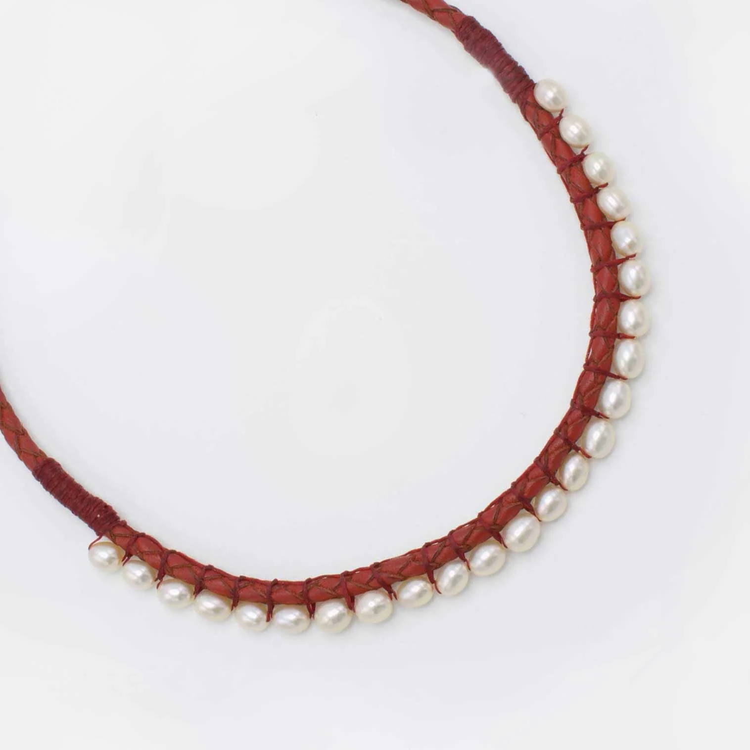 red_choker.jpg