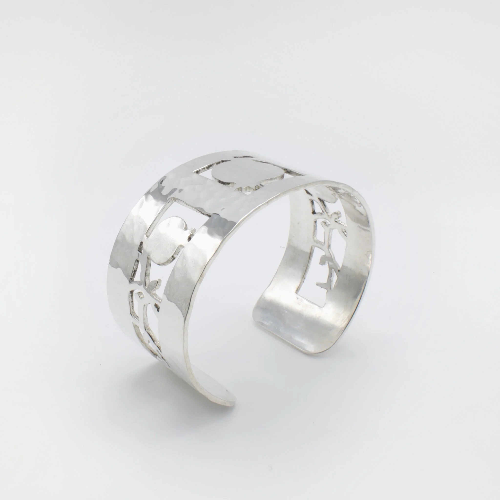 pomegranate_cuff_silver.jpg