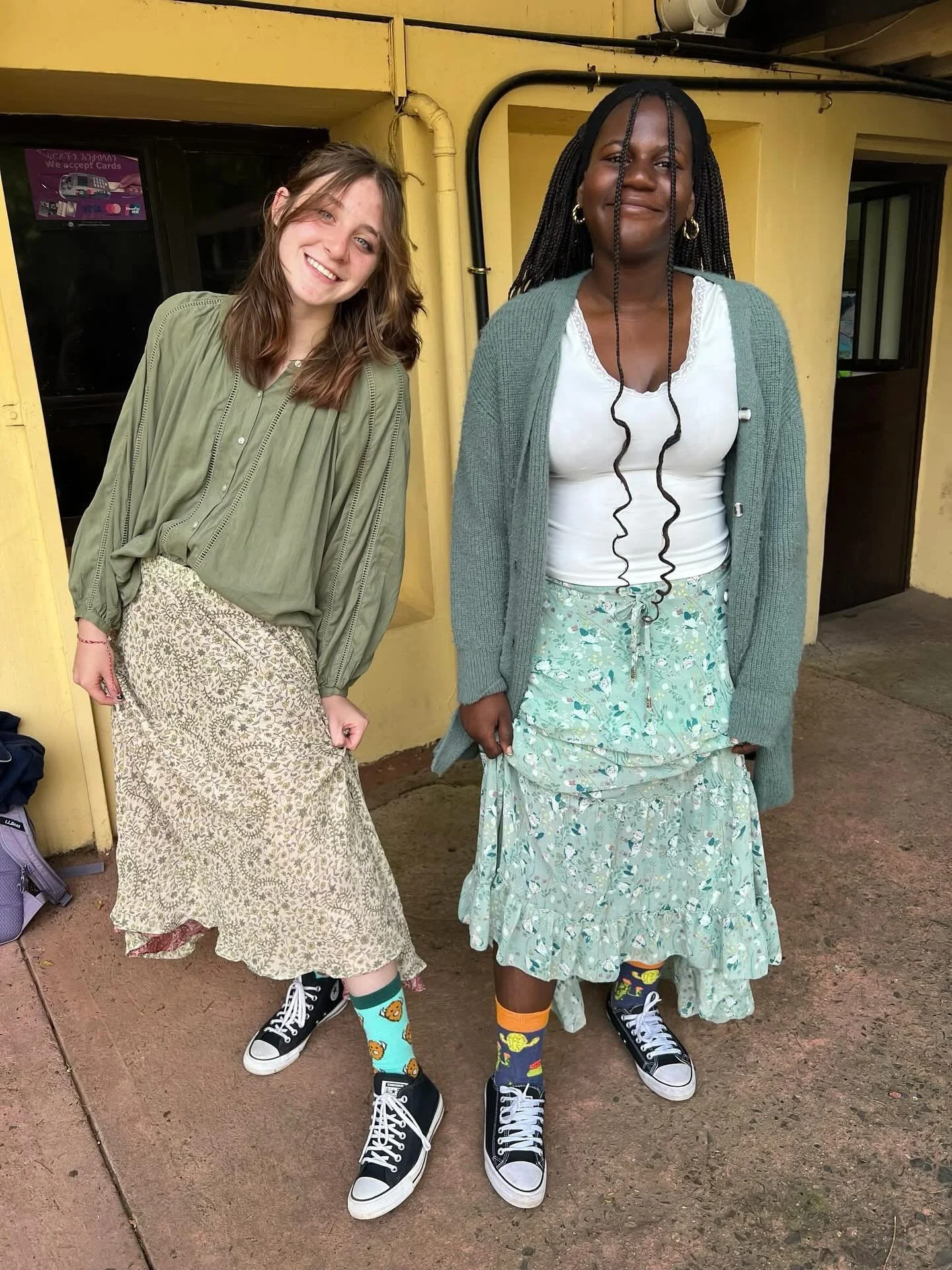 Two is better than one! 👯

Bingham students went all out for Twin Day &mdash; showing off their creativity, teamwork, and school spirit!

Check out some of our favorite pairs and duos from today! 💙
#BinghamLions #TwinDay #HouseSpirit #bettertogethe