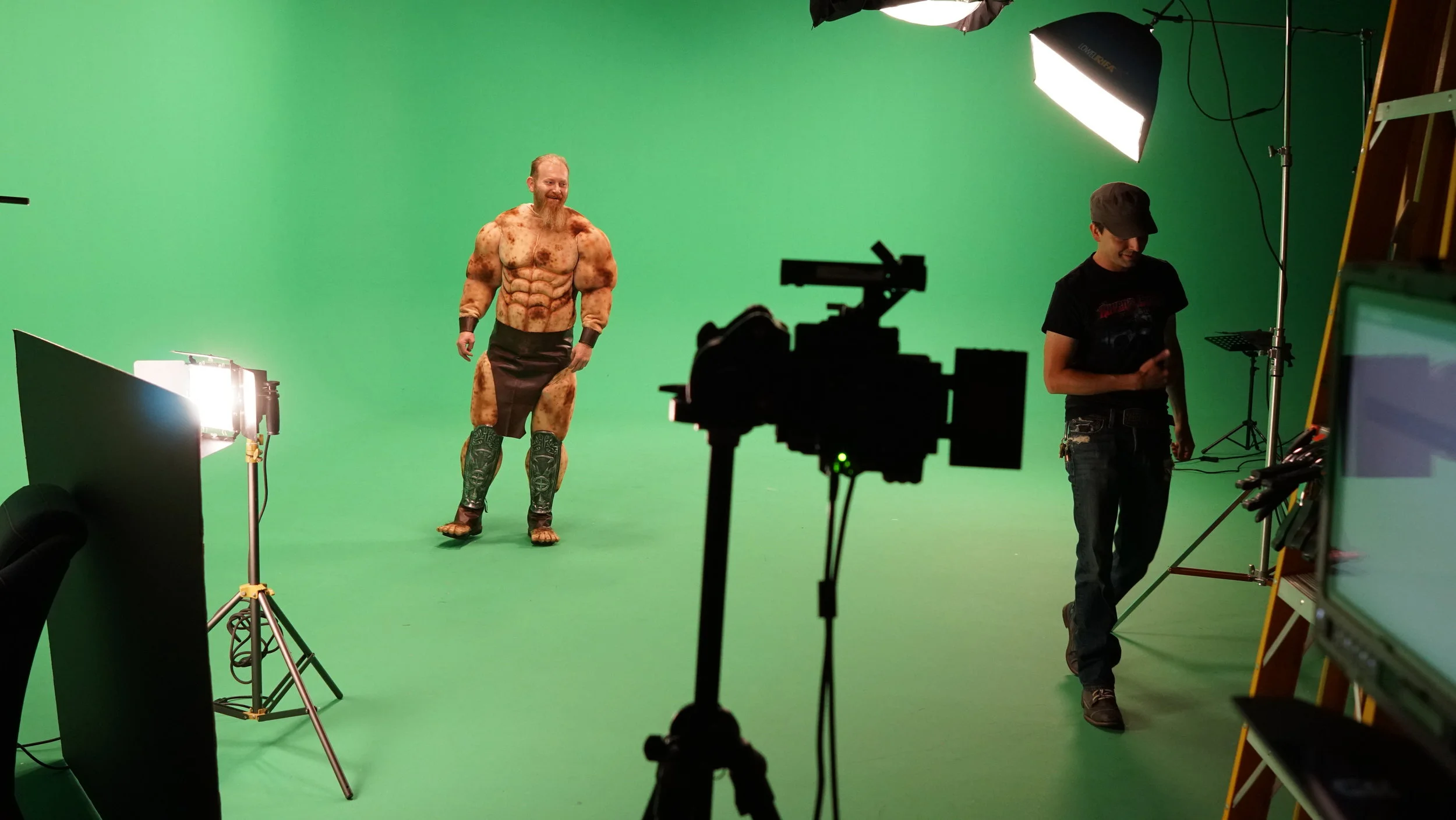 Pale Night Productions @ Lifetime Media
