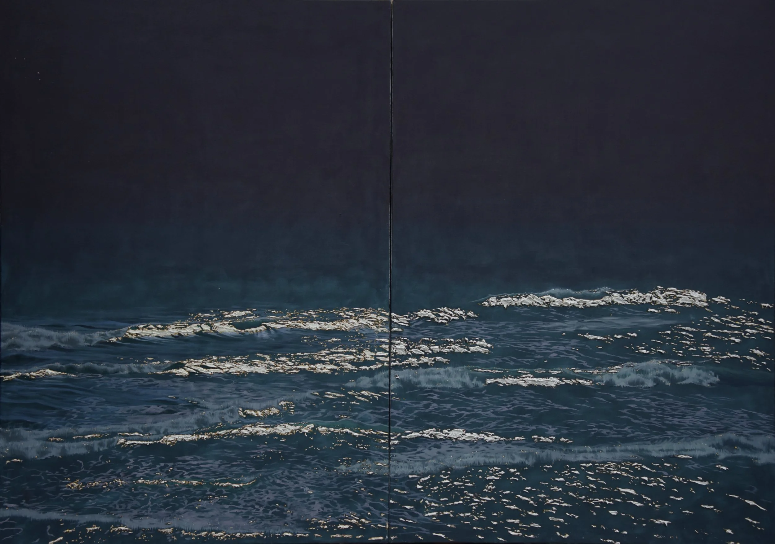 Diptych : Nightsurf    2025