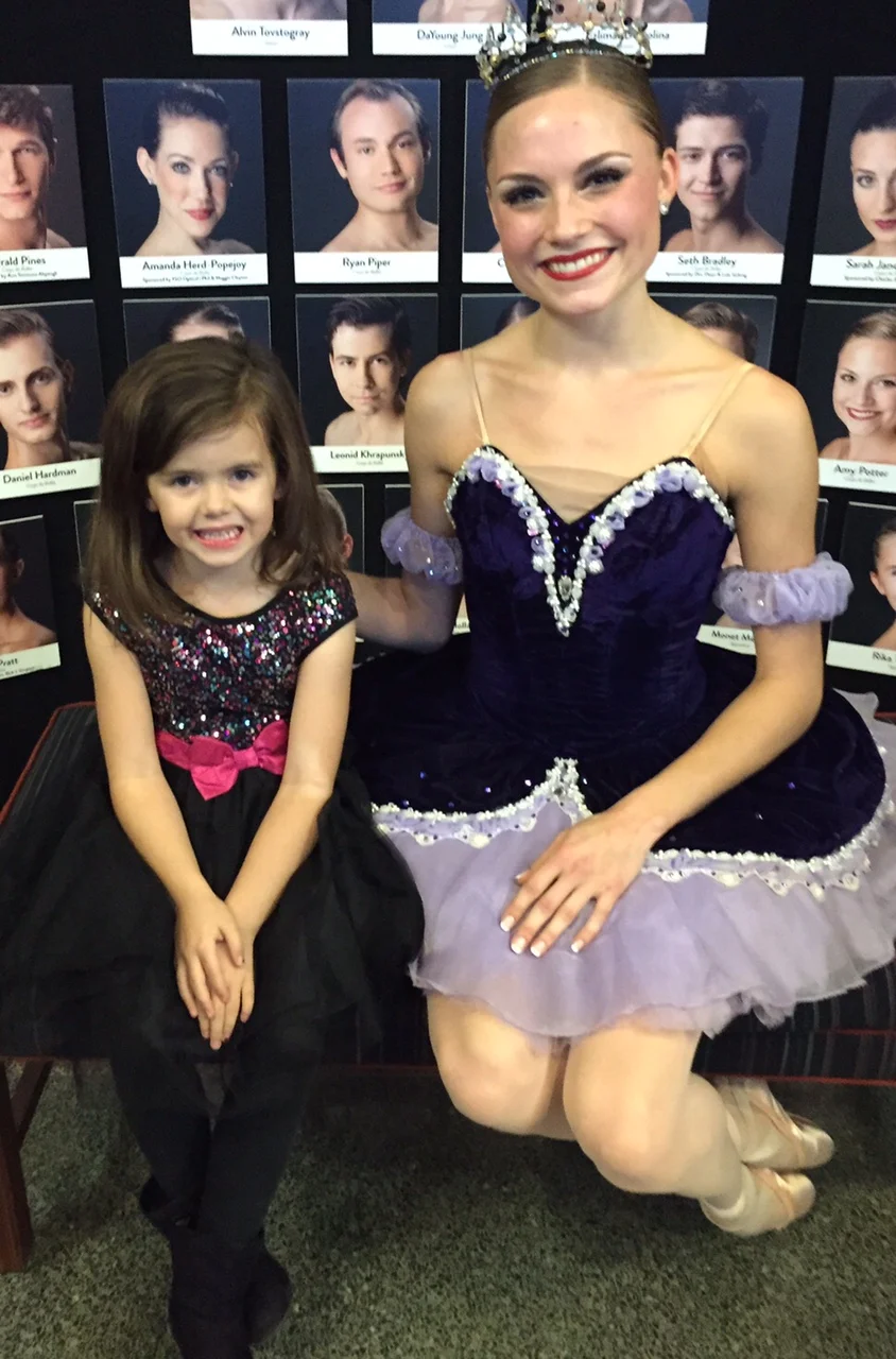 Thats Karlee, on the left. Today she will be the star!