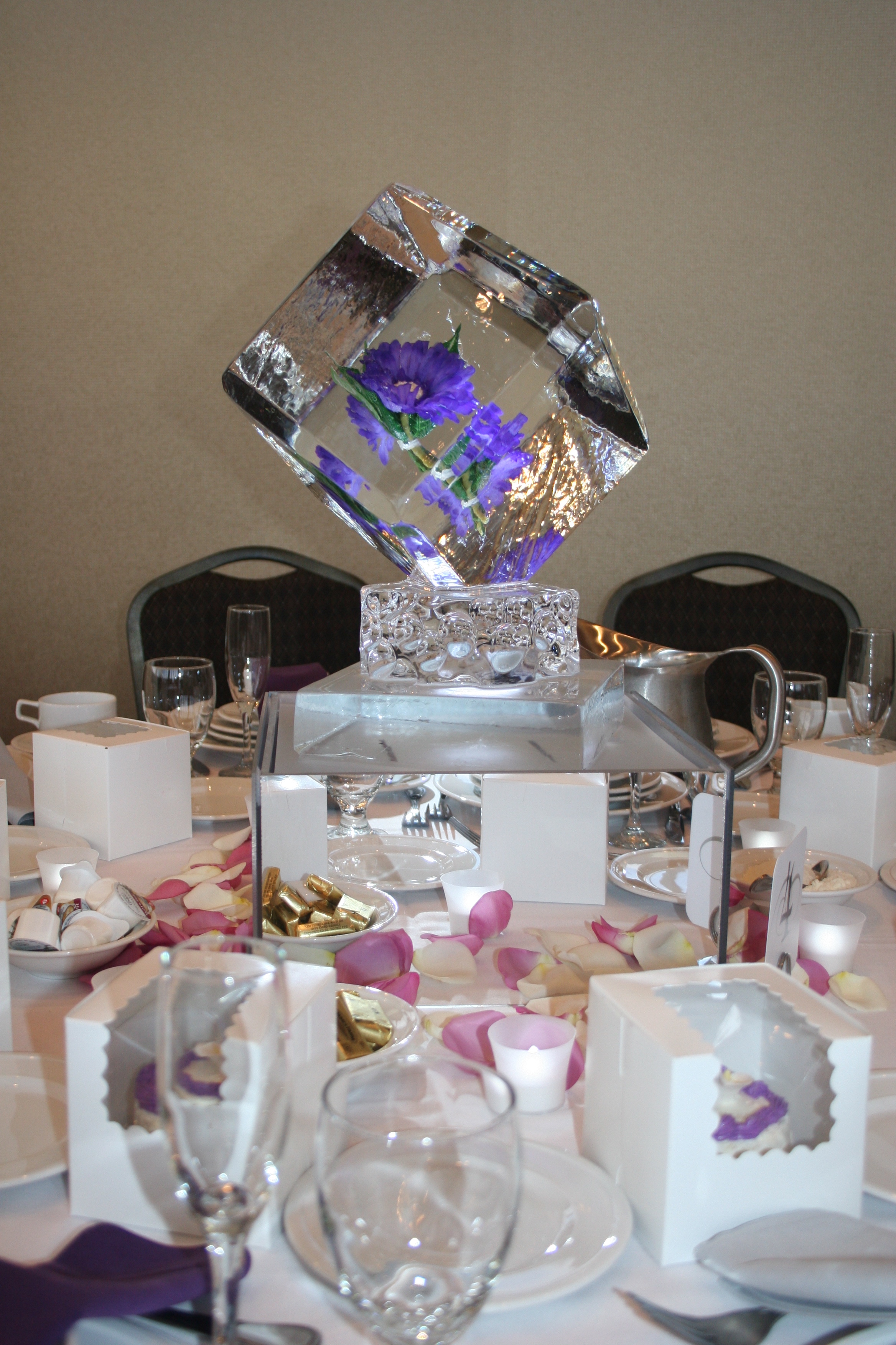 Ice Sculpture-Tabletop-Purple Flower.jpg