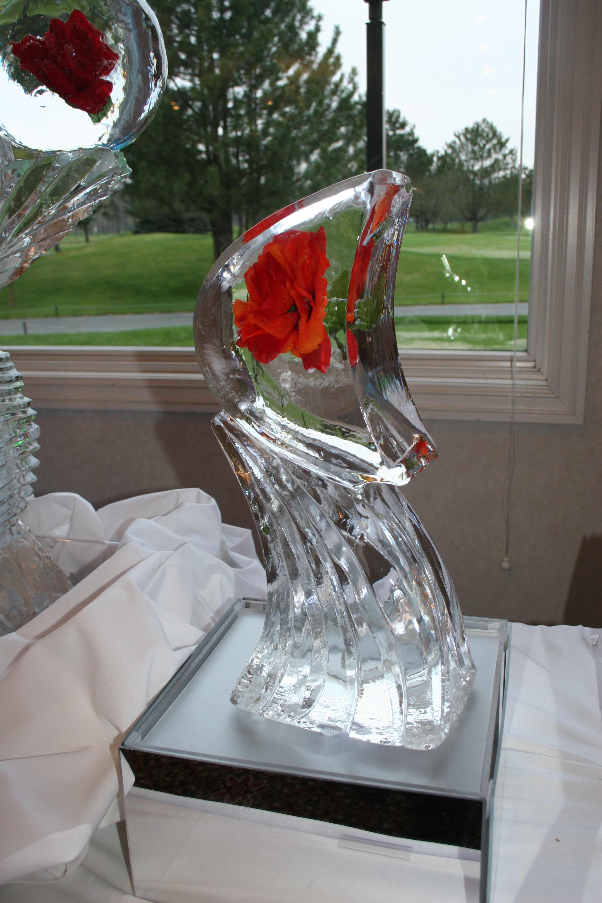 Ice Sculpture-Tabletop-Rose.jpg