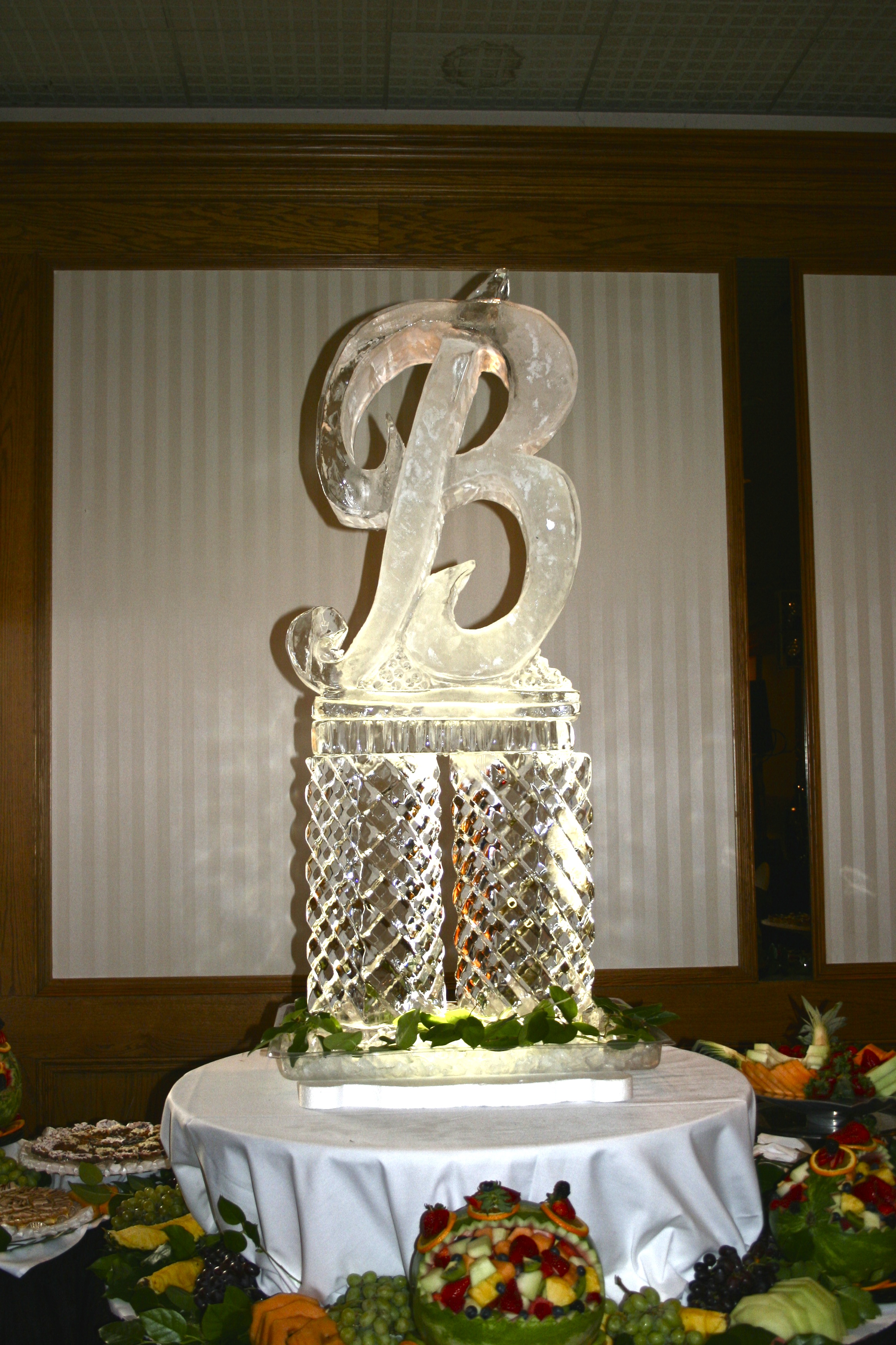 Ice Sculpture_Letter on Pesestal .jpg