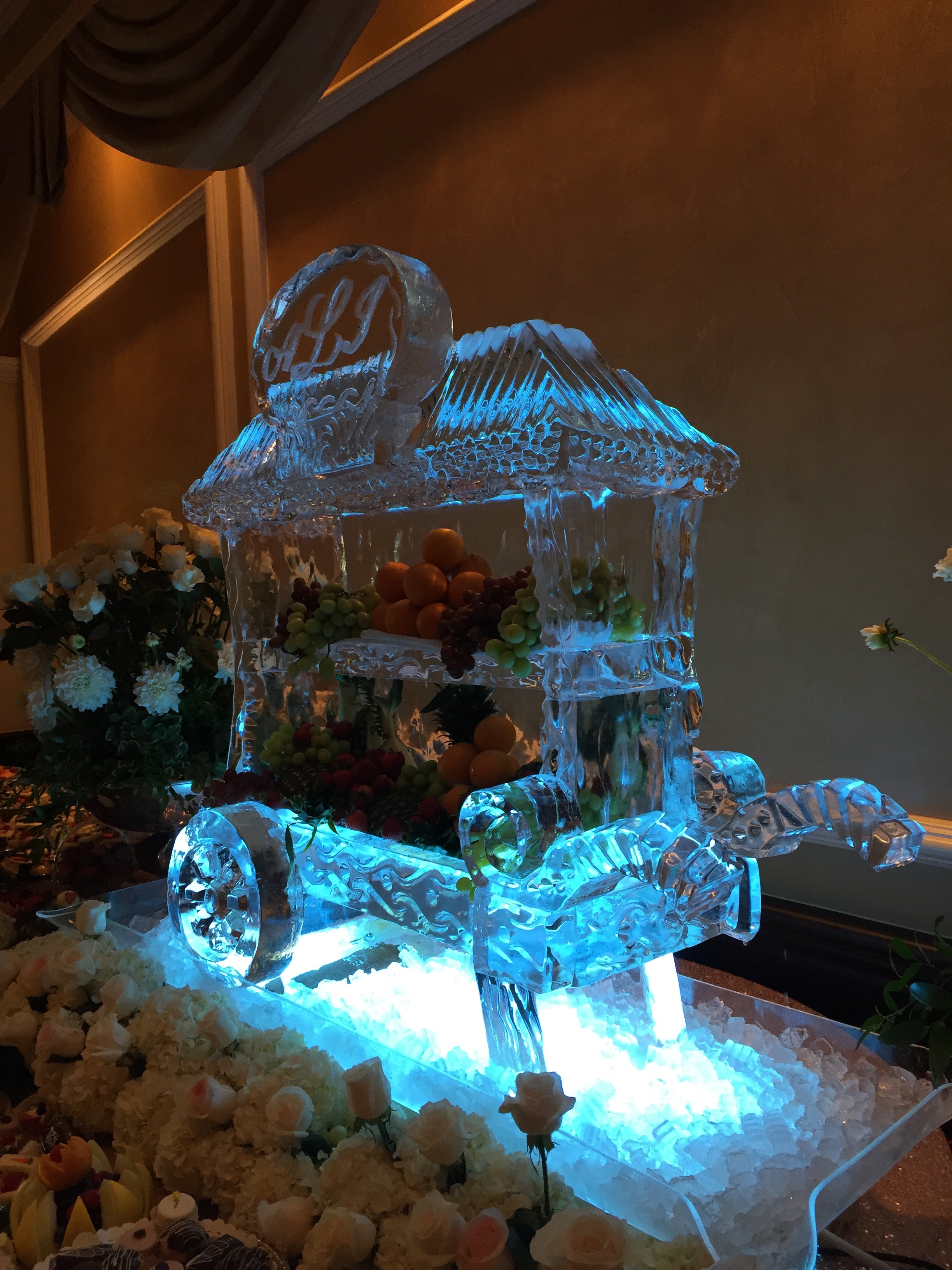 Fruit Cart_Ice Sculpture.jpg