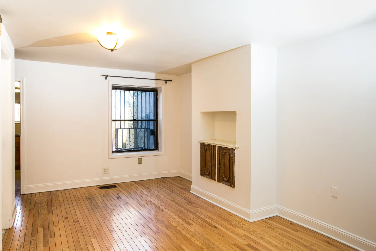 20160413 - Apartment Listing - Pablo Cuevas - 359 Decatur St Basement 0034-Edit.jpg