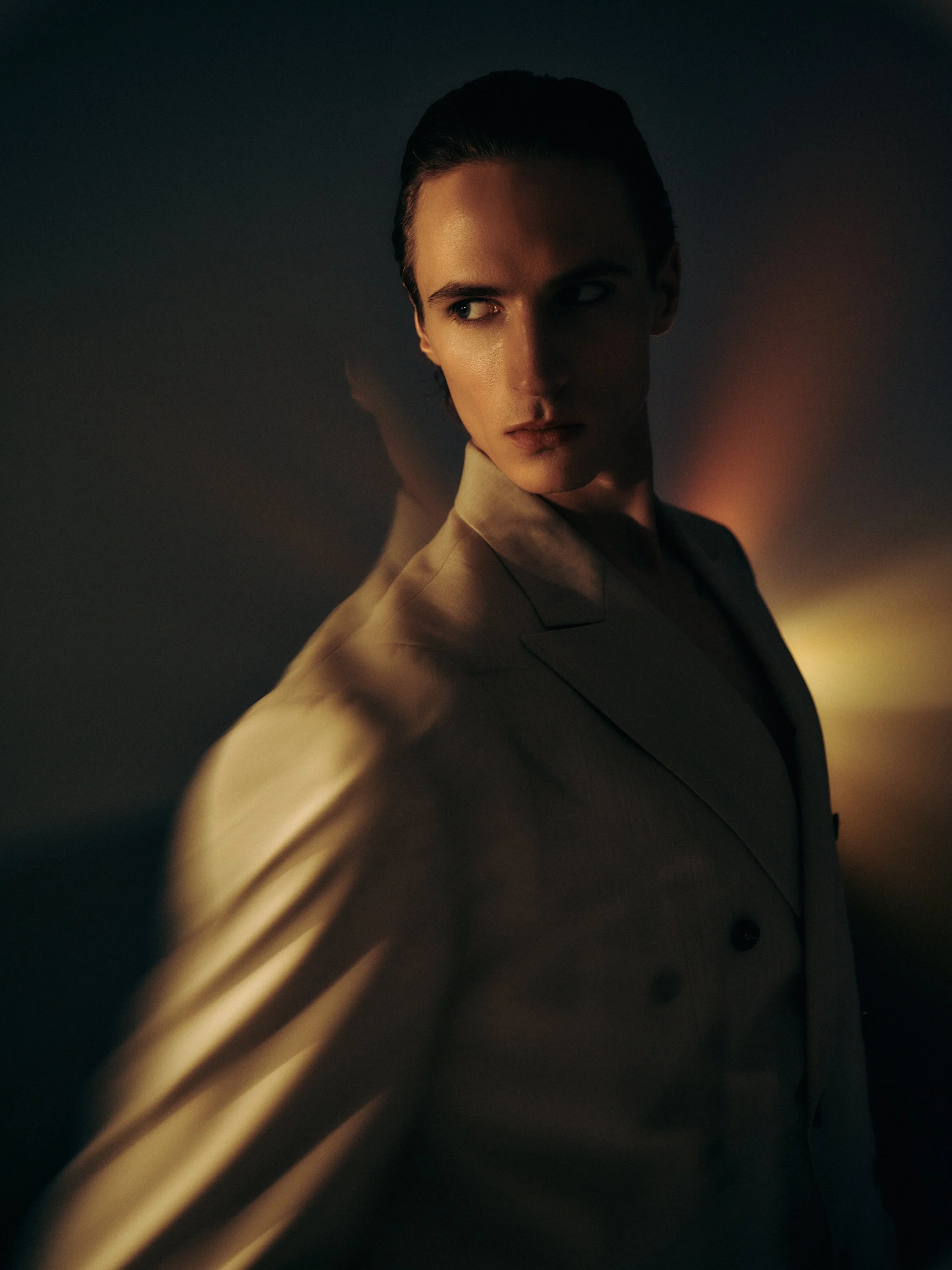 KenBrown_Angelika_Przemysław_Look03_7.jpg