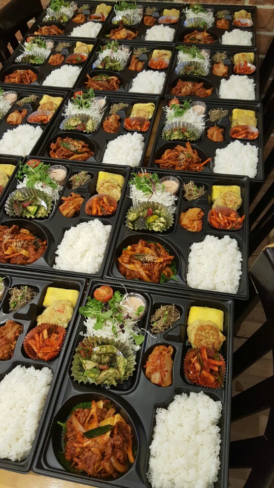 도시락 상담해 주시면 원하는 메뉴로 교체해드립니다. ^-^