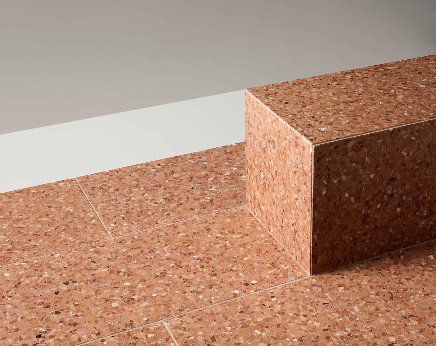 Fibonacci_WL_Plinth_NotTerracotta_007.jpg