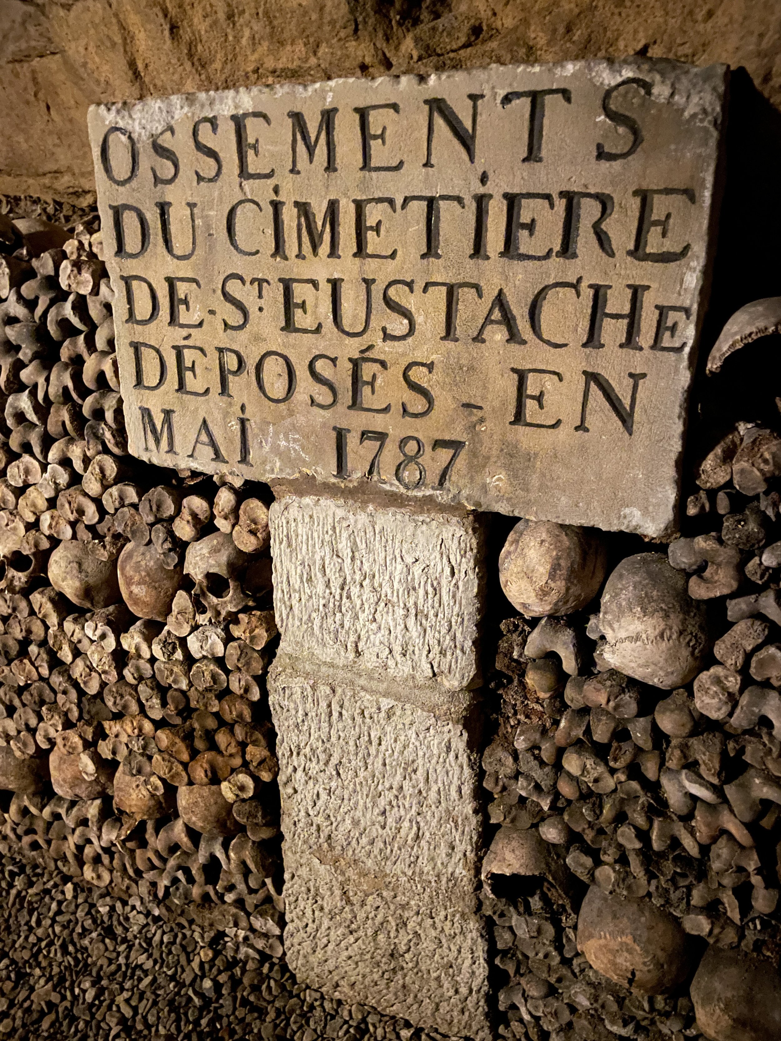 catacombs of paris guide first timers.JPG