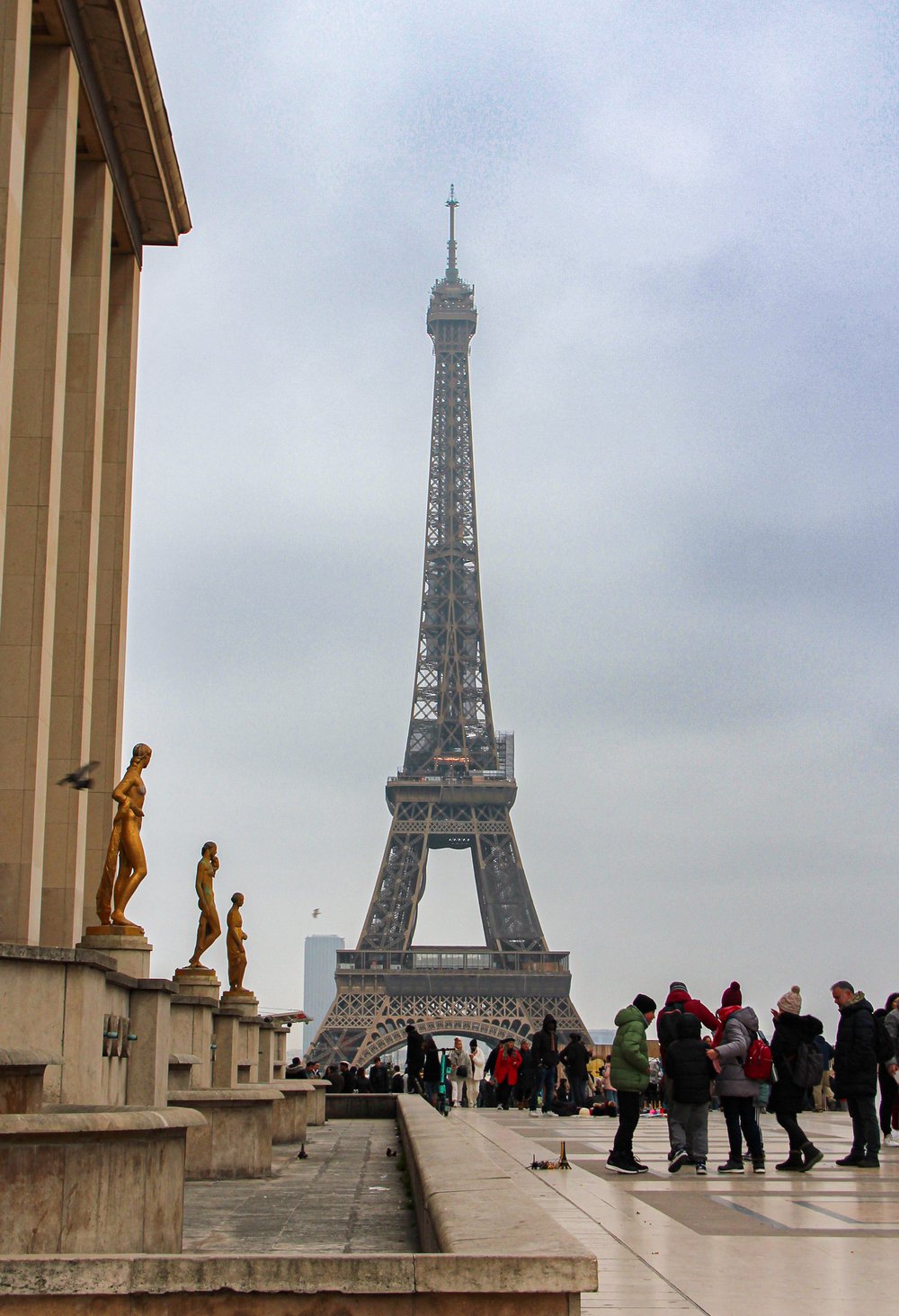 Eiffel Tower Trocadero Metro stop view.JPG