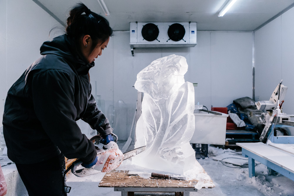 anne-marie-taberdo-ice-sculpture-35.jpg
