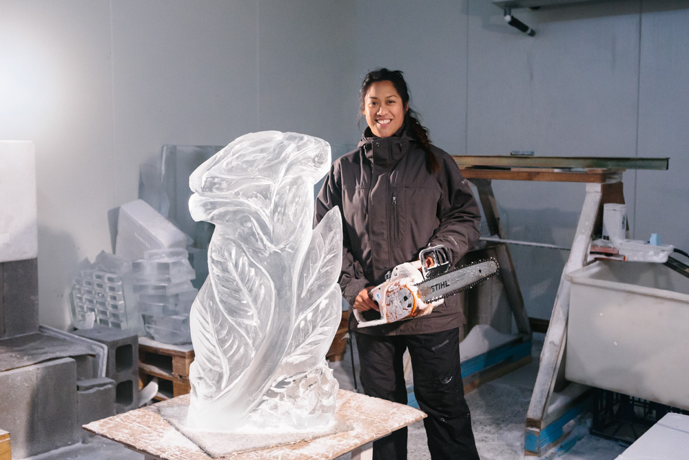 anne-marie-taberdo-ice-sculpture-42.jpg