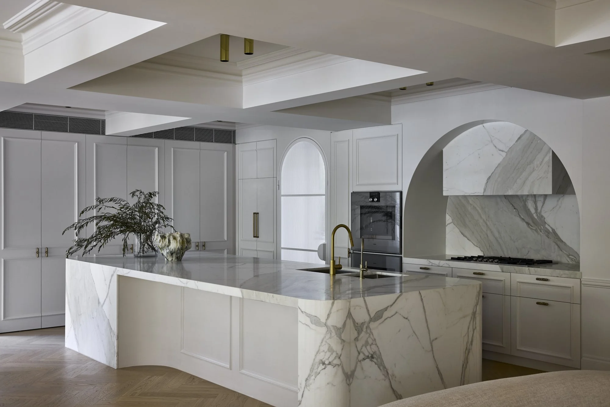 DOUBLE BAY APARTMENT