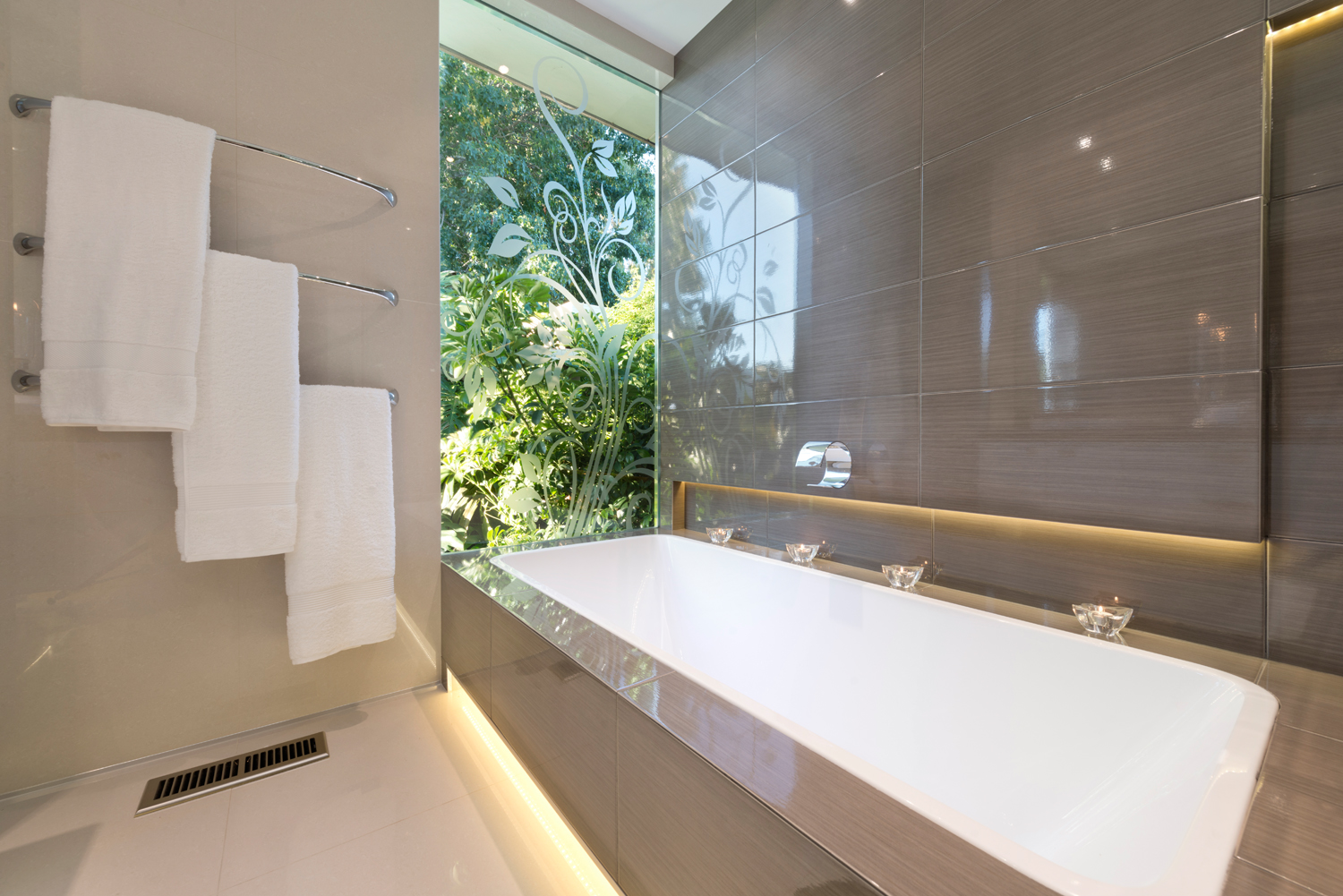 Professional Commercial Architectural Photography for magazines,