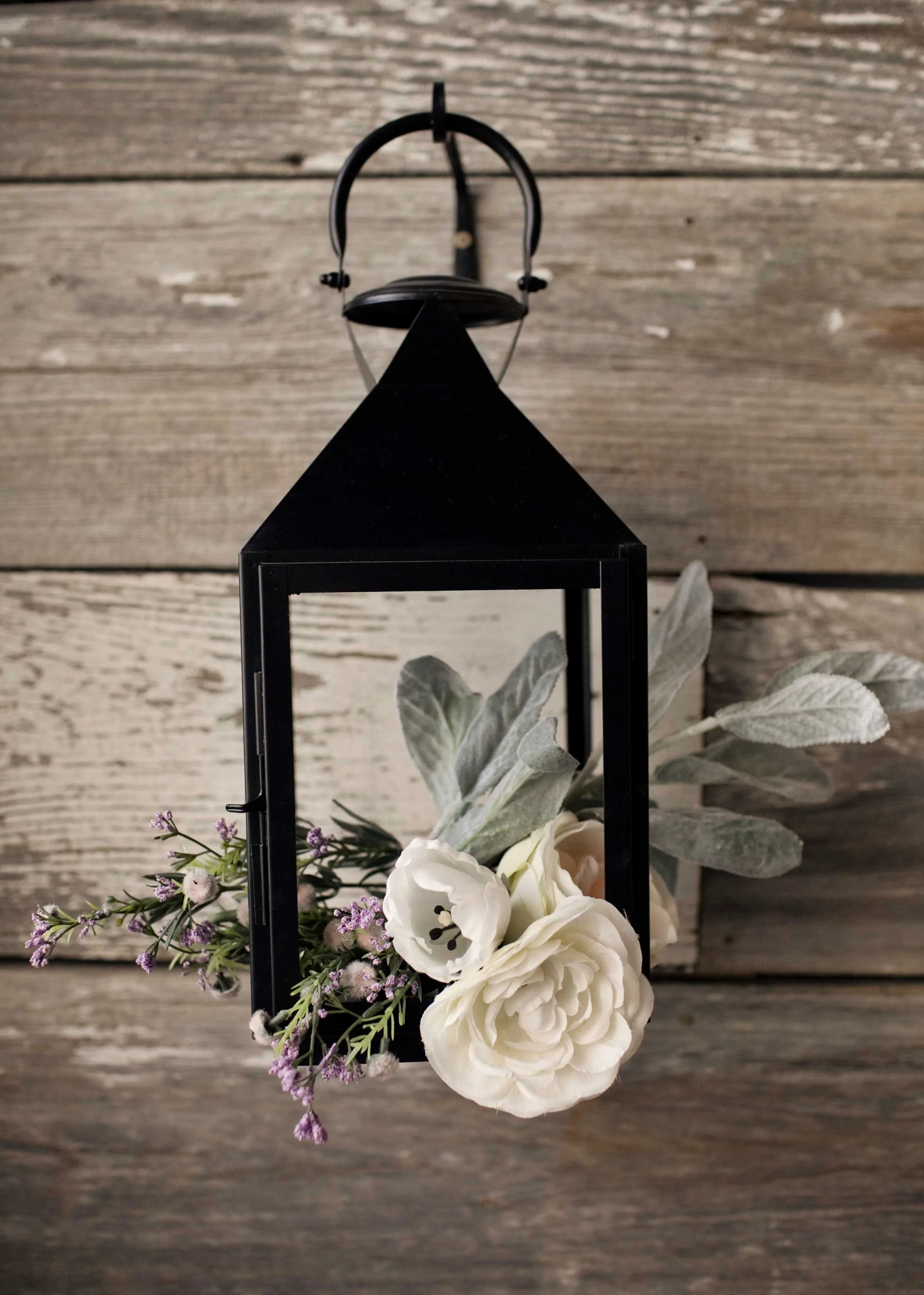 Spring lantern flowers