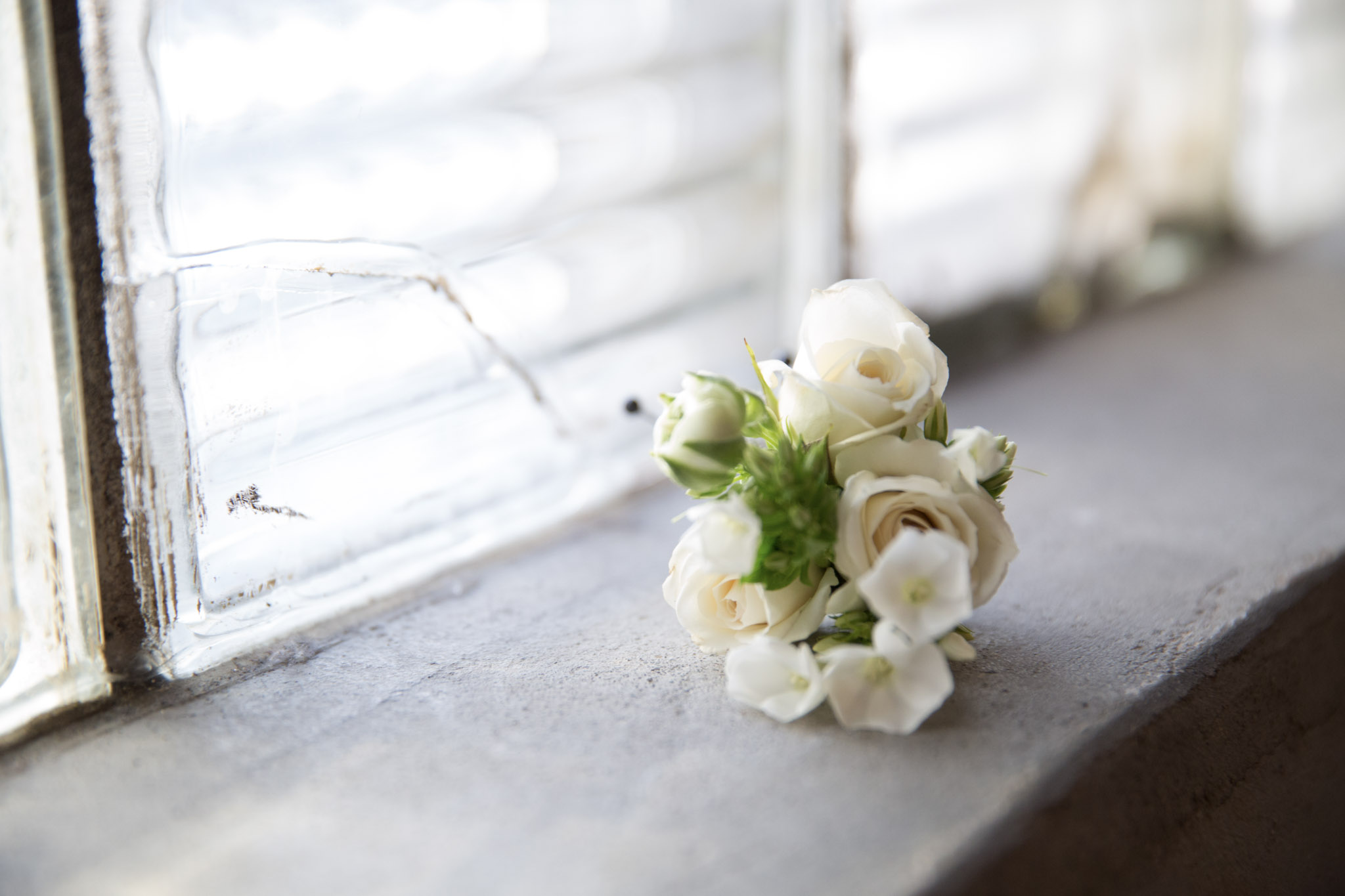 Kansas_City_Small_Wedding_Venue_Elope_Intimate_Ceremony_Budget_Affordable_Summer_Flowers_569A8578-5.jpg
