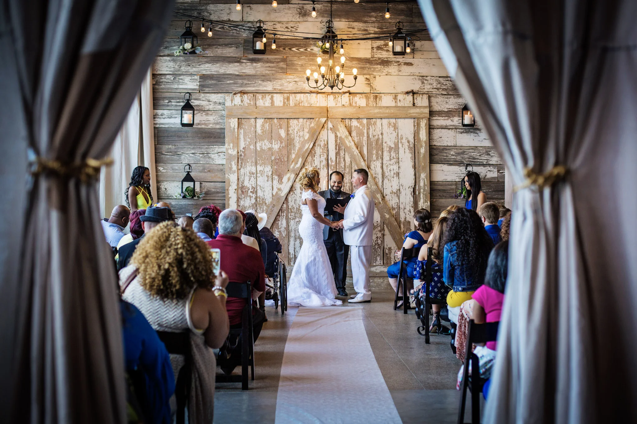 The_Vow_Exchange_Kansas_City_Small_Budget_Wedding_Venue_Mico&Daniel-073b.jpg