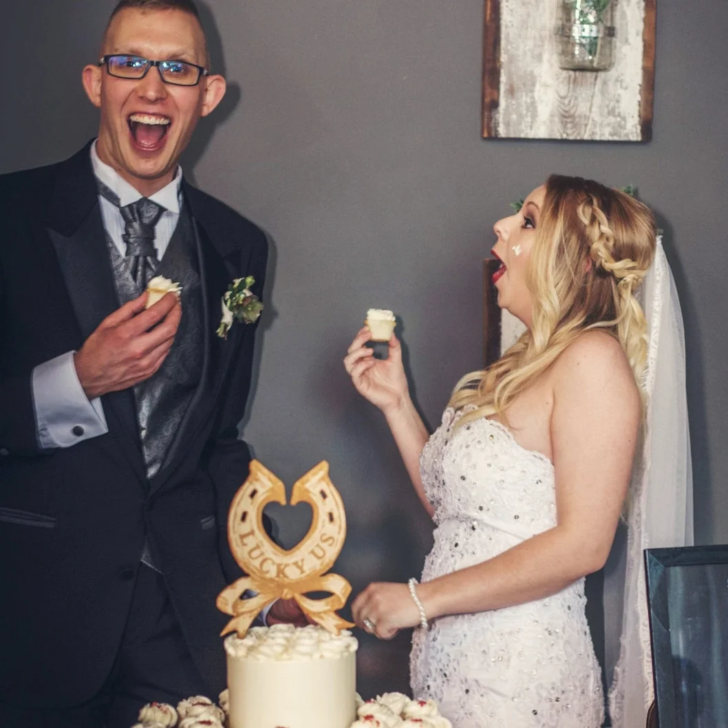 Our KC Wedding Cake Bakers Make The Perfect Cakes For Smashing
