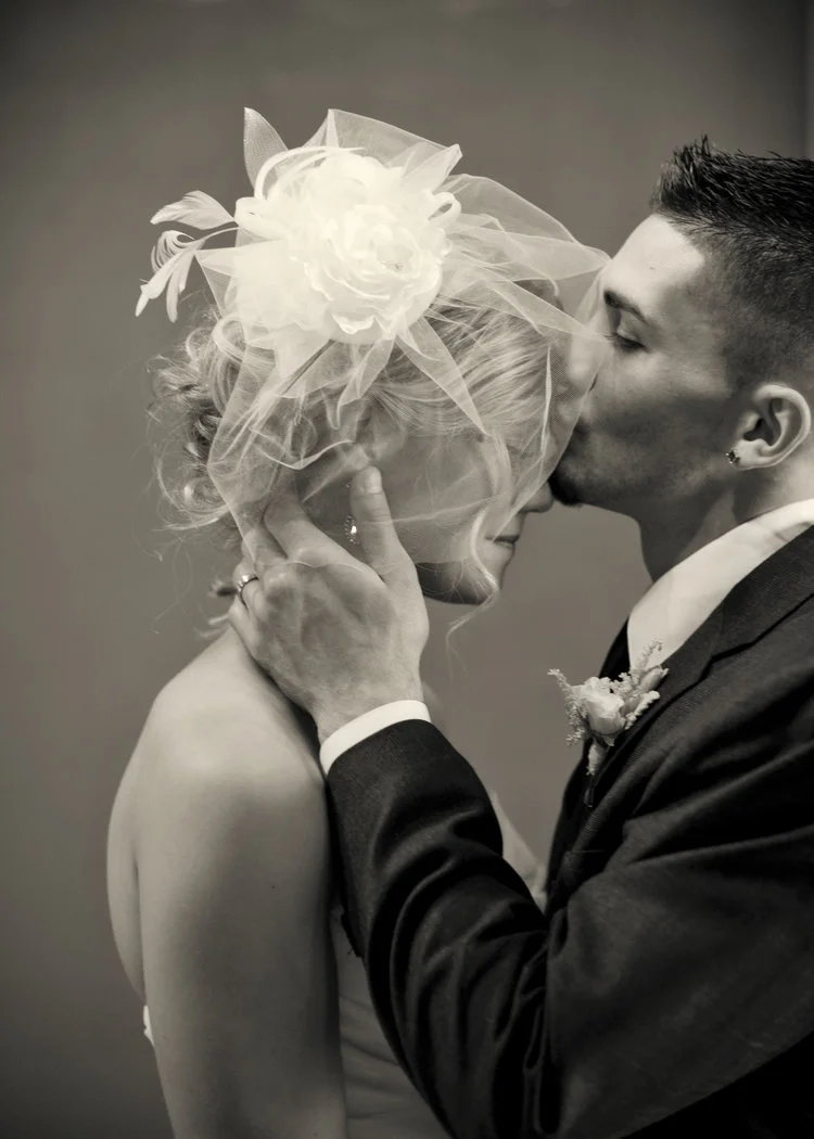 The+Vow+Exchange_Intimate+Wedding_Elope_Wedding+Venue+Kansas+City_1920s+wedding+ideas+(5).jpg