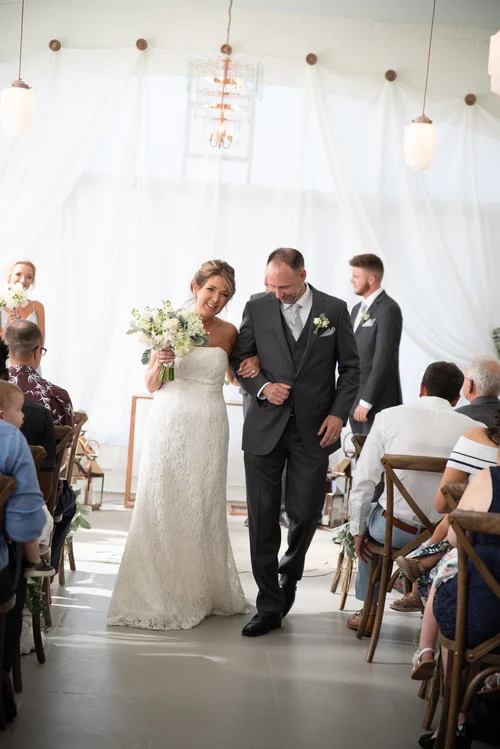 A Video Venue Tour Of The Chapel On The Corner In Liberty Mo Kansas City Small Wedding Venues The Vow Exchange Wedding Chapels In Missouri