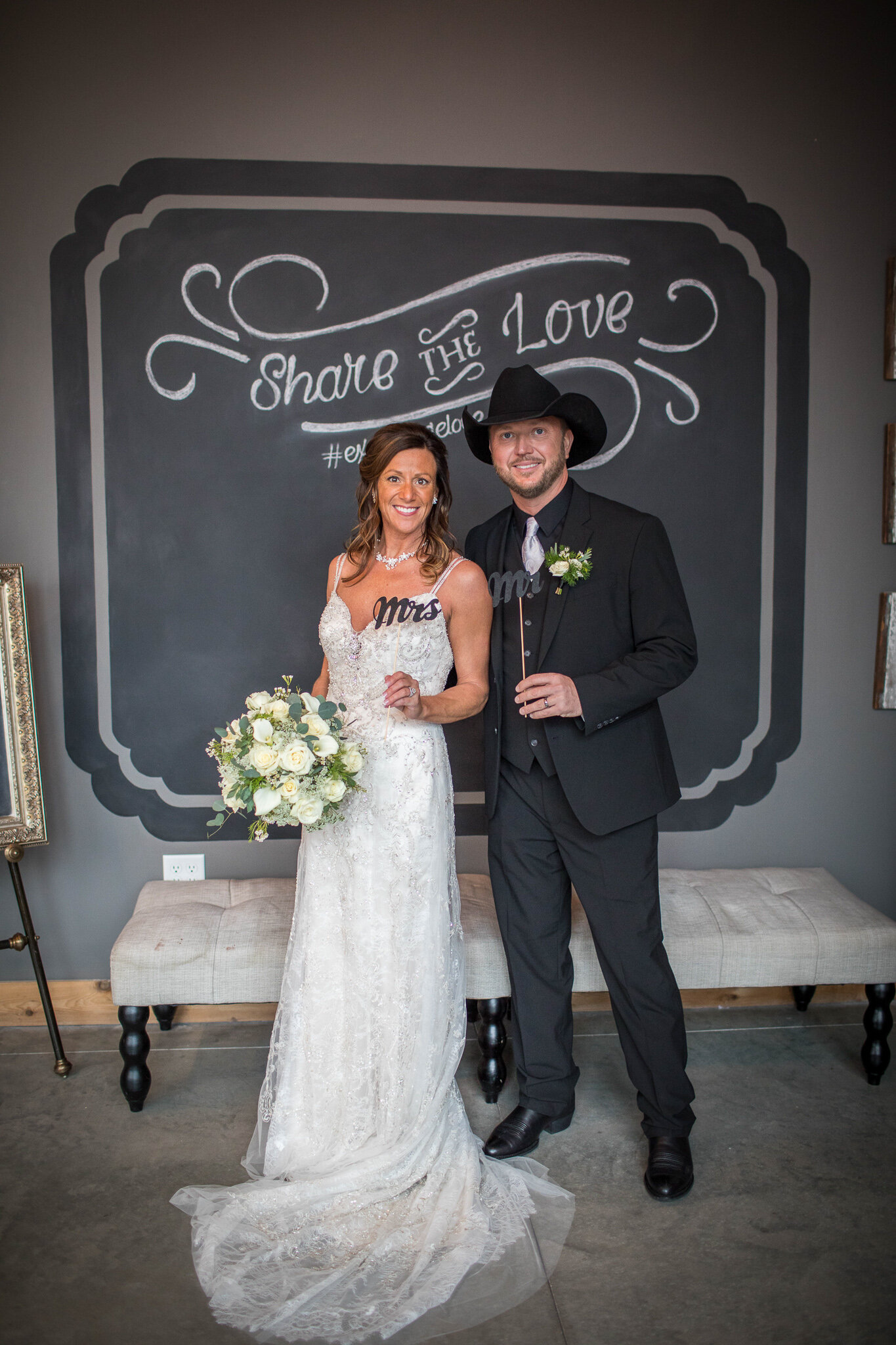 The_Best_Budget_Wedding_Venue_in_Kansas_City_Missouri_Joy&Phil-297.jpg