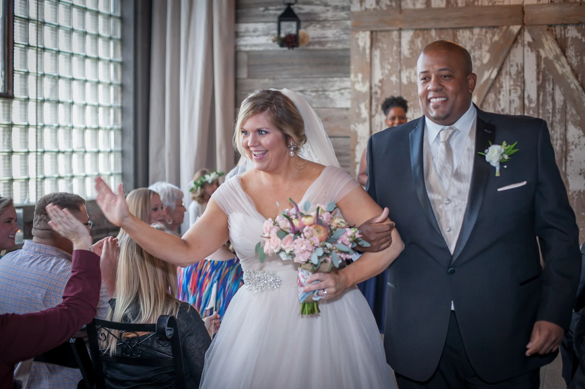 Kansas_City_Small_Wedding_Venue_The_Vow_Exchange_Chapel_Amy&Arron-101.jpg
