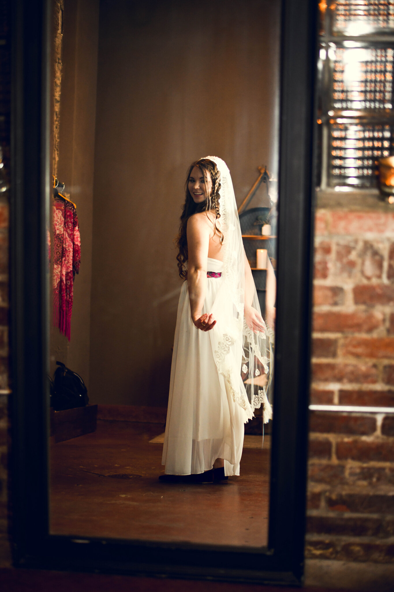 small_intimate_wedding_at_the_vow_exchange_chapel_kansas_city_mo_covid-19_coronavirus_wedding_DSC_0910.jpg