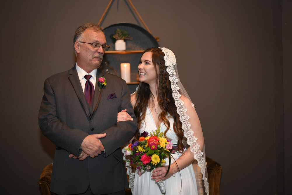 small_intimate_wedding_at_the_vow_exchange_chapel_kansas_city_mo_covid-19_coronavirus_wedding_DSC_0984.jpg