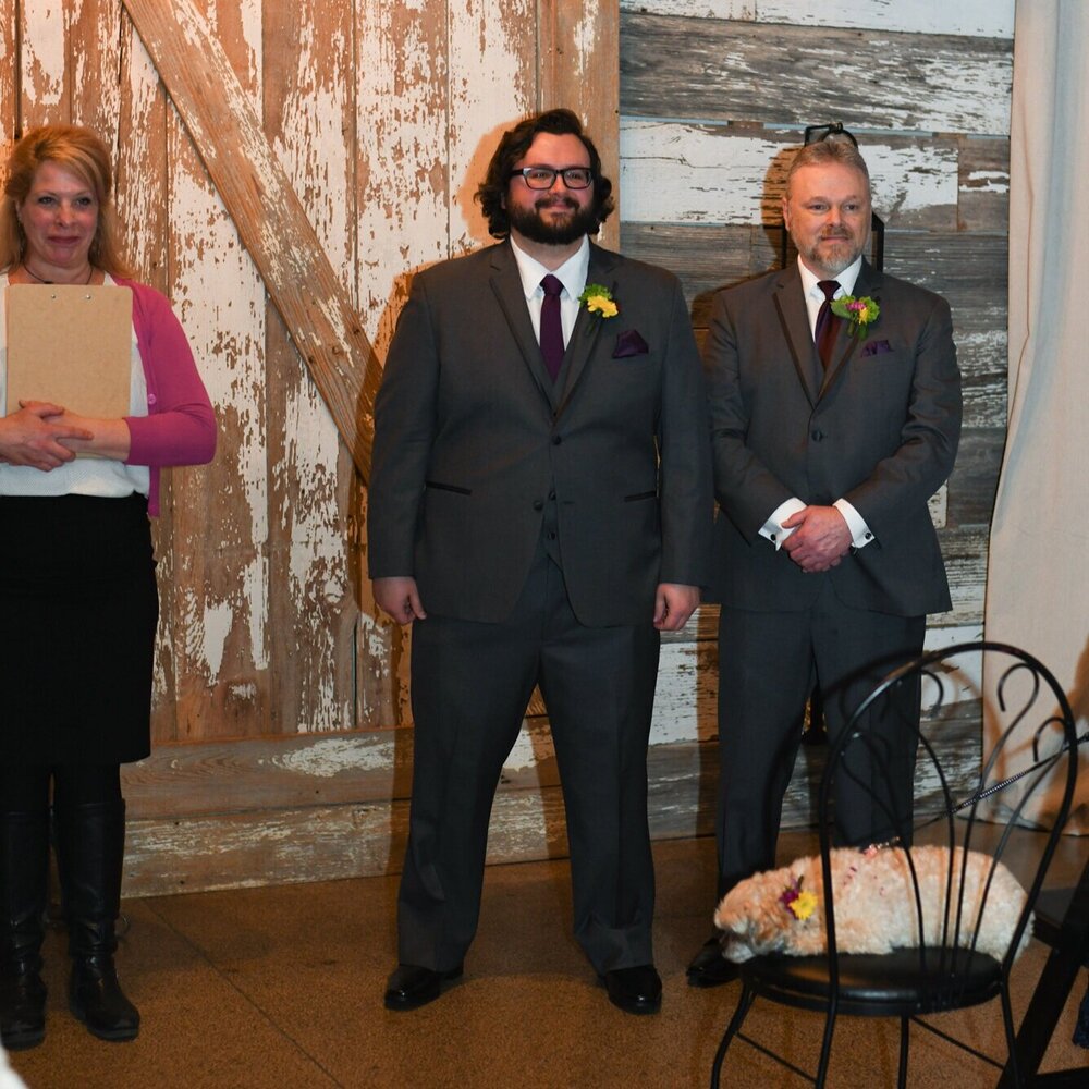 small_intimate_wedding_at_the_vow_exchange_chapel_kansas_city_mo_covid-19_coronavirus_wedding_DSC_1030.jpg