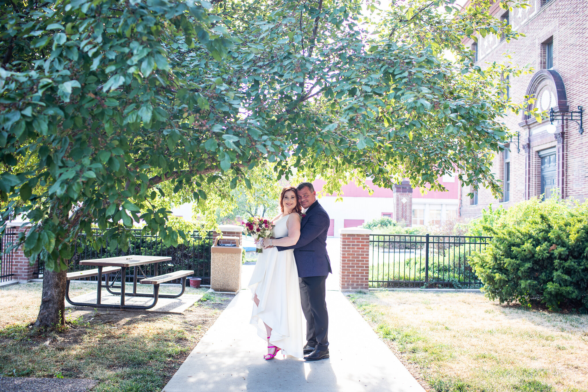 Maggie-Gulling-Des Moines-Iowa's-Best-Wedding-Photographer-and-Friend-For-Life-Anne Marie & John VX-215.jpg