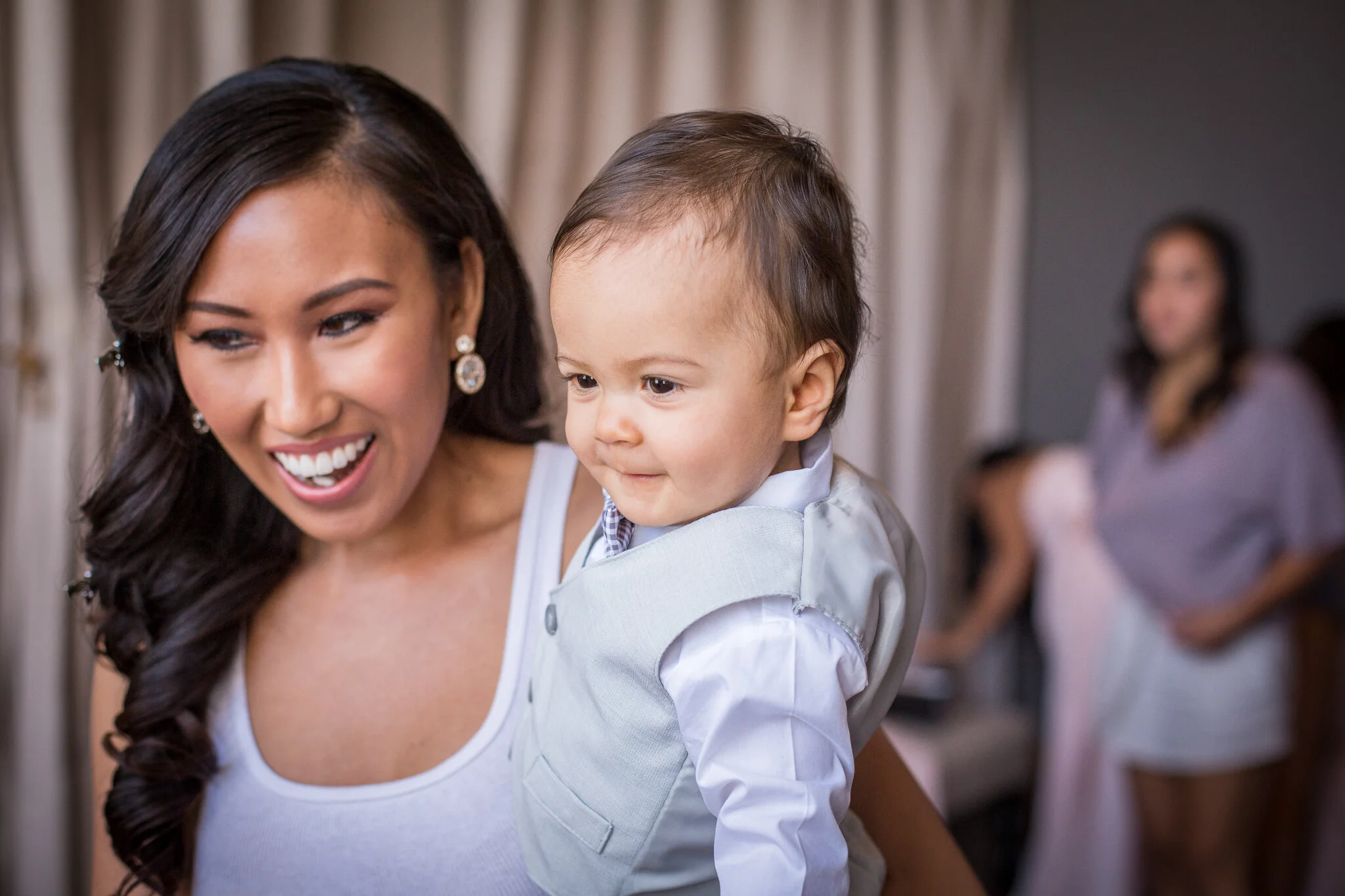 Maggie-Gulling-Des Moines-Iowa's-Best-Wedding-Photographer-and-Friend-For-Life-Jasmine&Reshard_014.jpg