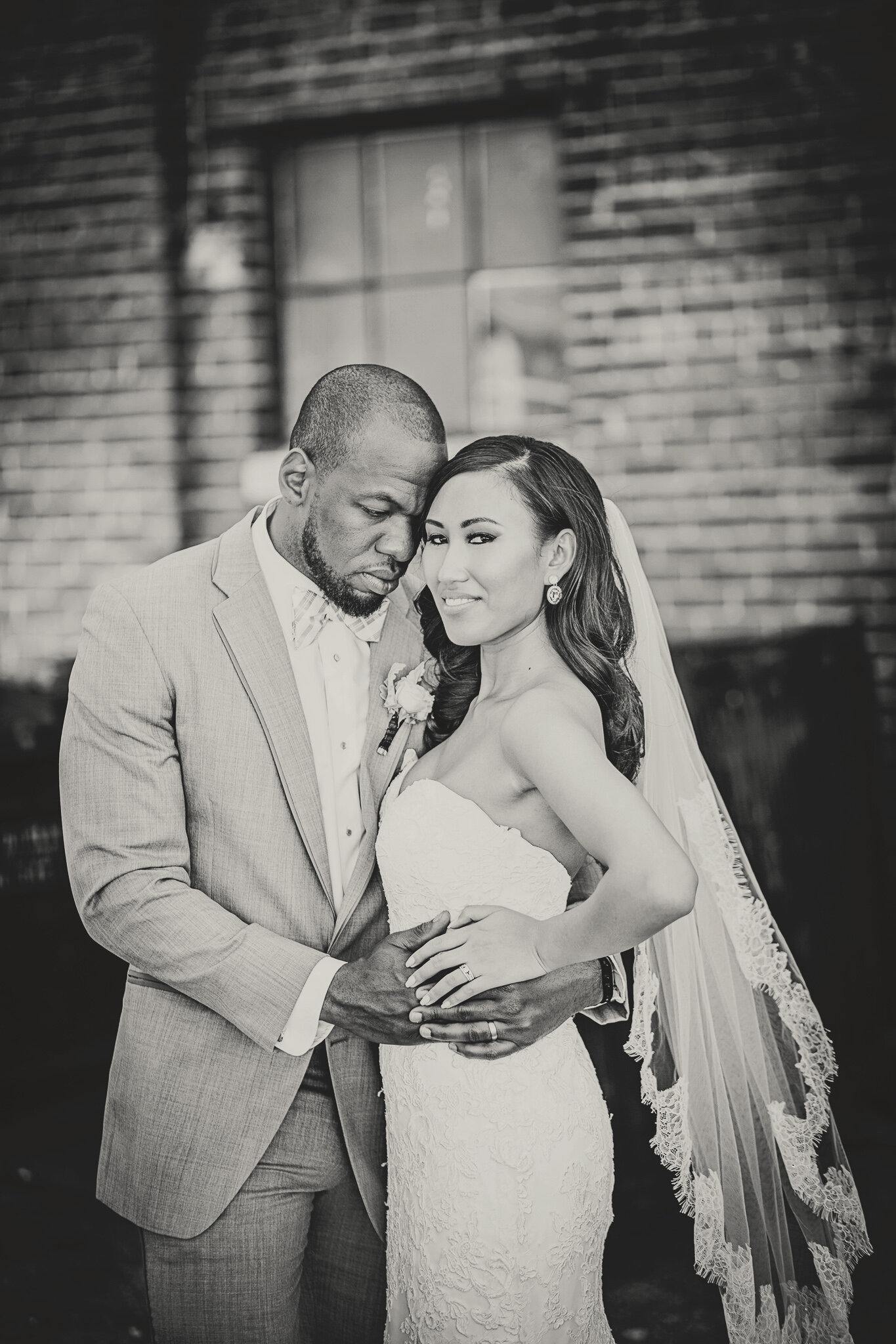 Maggie-Gulling-Des Moines-Iowa's-Best-Wedding-Photographer-and-Friend-For-Life-Jasmine&Reshard_222b.jpg