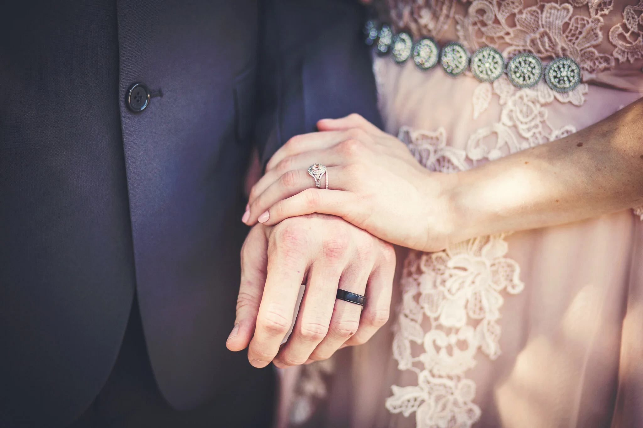 Maggie-Gulling-Des Moines-Iowa's-Best-Wedding-Photographer-and-Friend-For-Life-Kelsey&Colby-176b.jpg