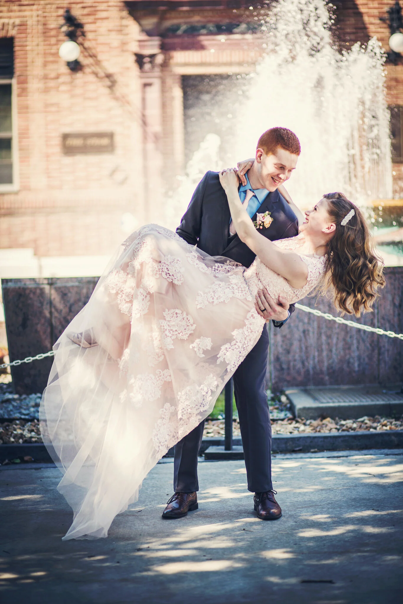 Maggie-Gulling-Des Moines-Iowa's-Best-Wedding-Photographer-and-Friend-For-Life-Kelsey&Colby-184b.jpg