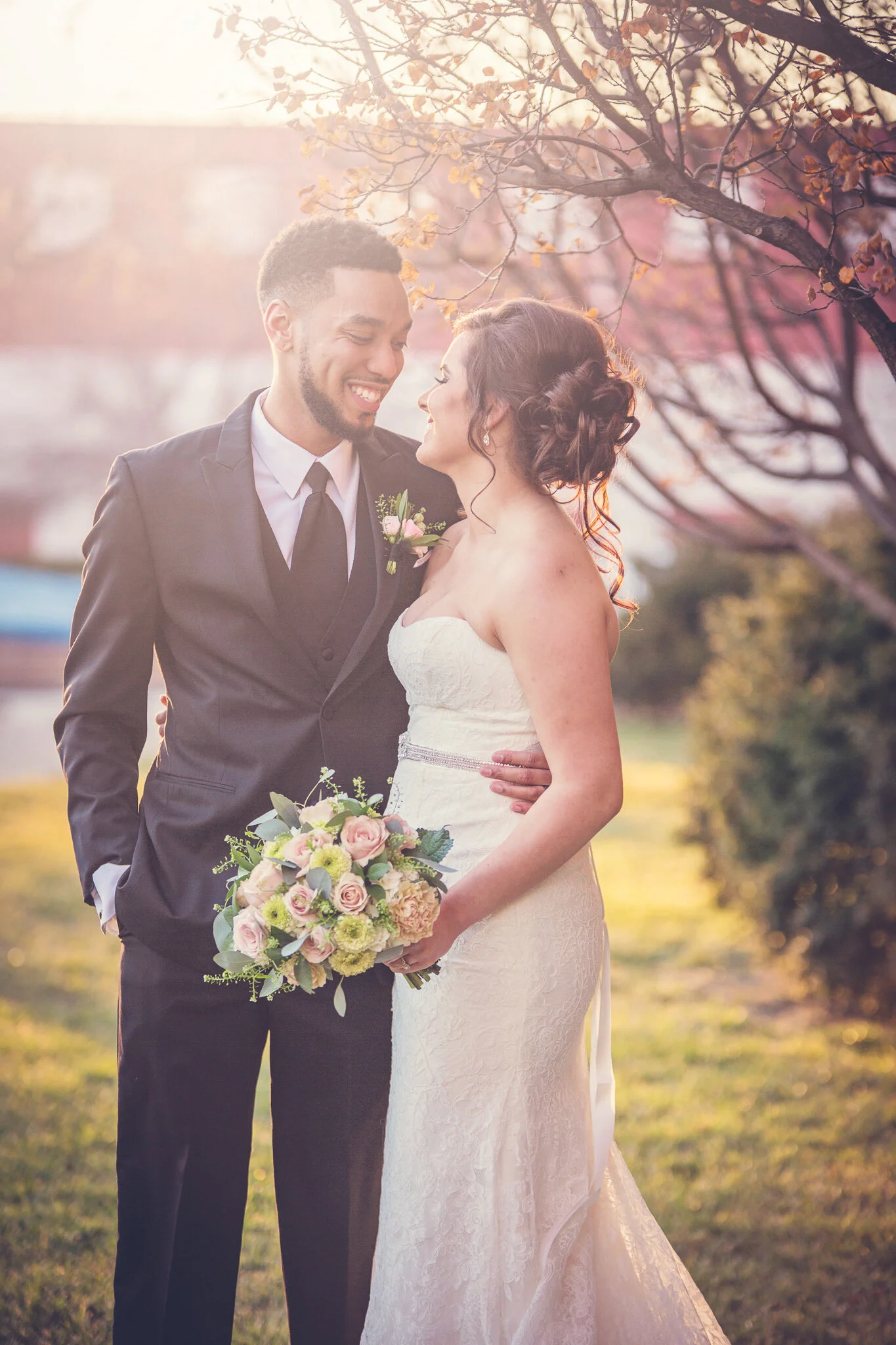 Maggie-Gulling-Des Moines-Iowa's-Best-Wedding-Photographer-and-Friend-For-Life-Madeline&Dalaino-181b.jpg