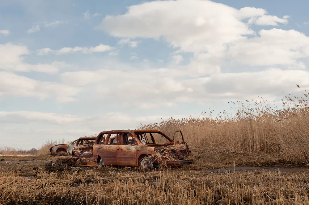 kinloch discarded cars 1.jpg