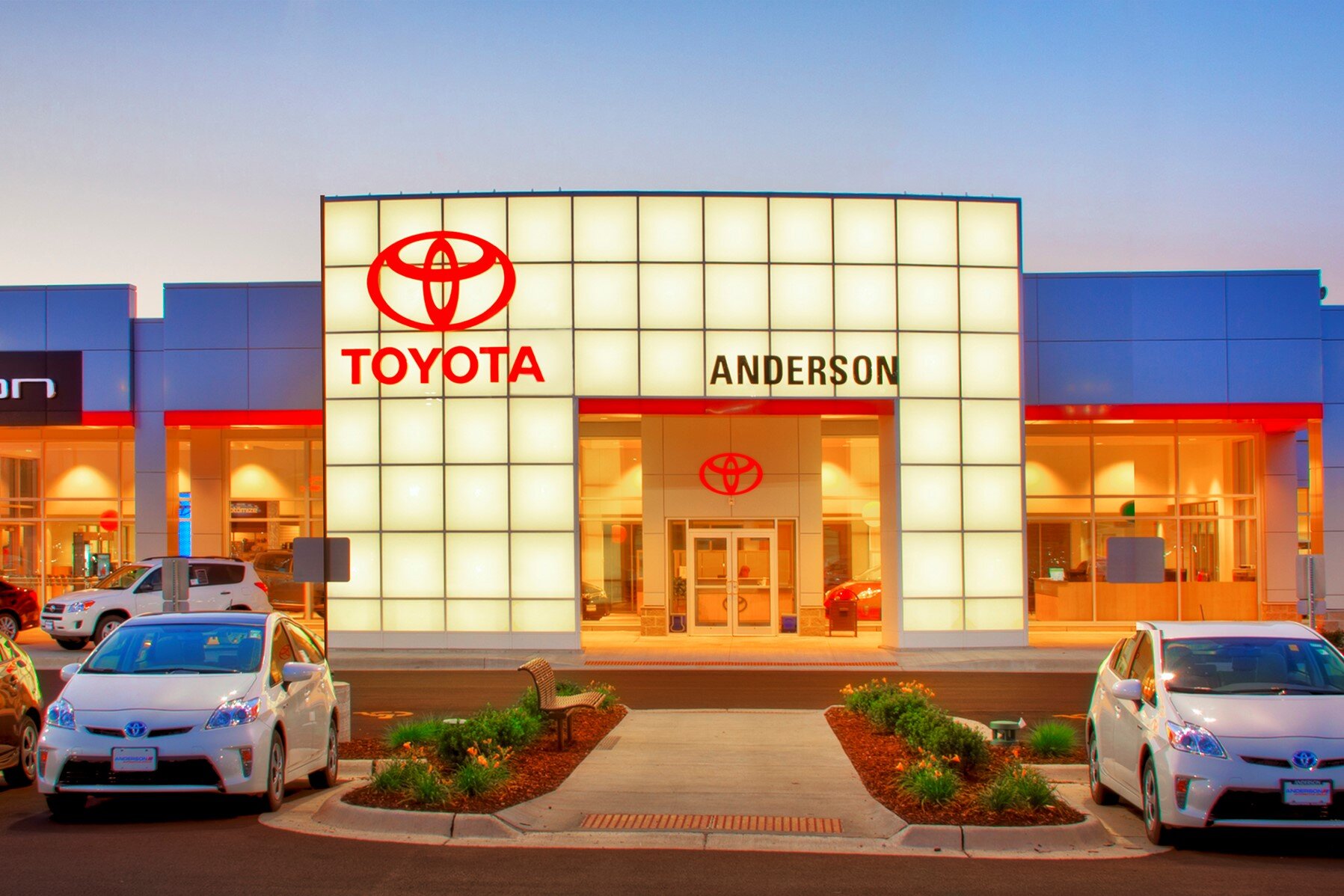 <span style="font-weight:bold"><p style="font-size:20px">Anderson Toyota-Lexus</p></span>Loves Park, Illinois