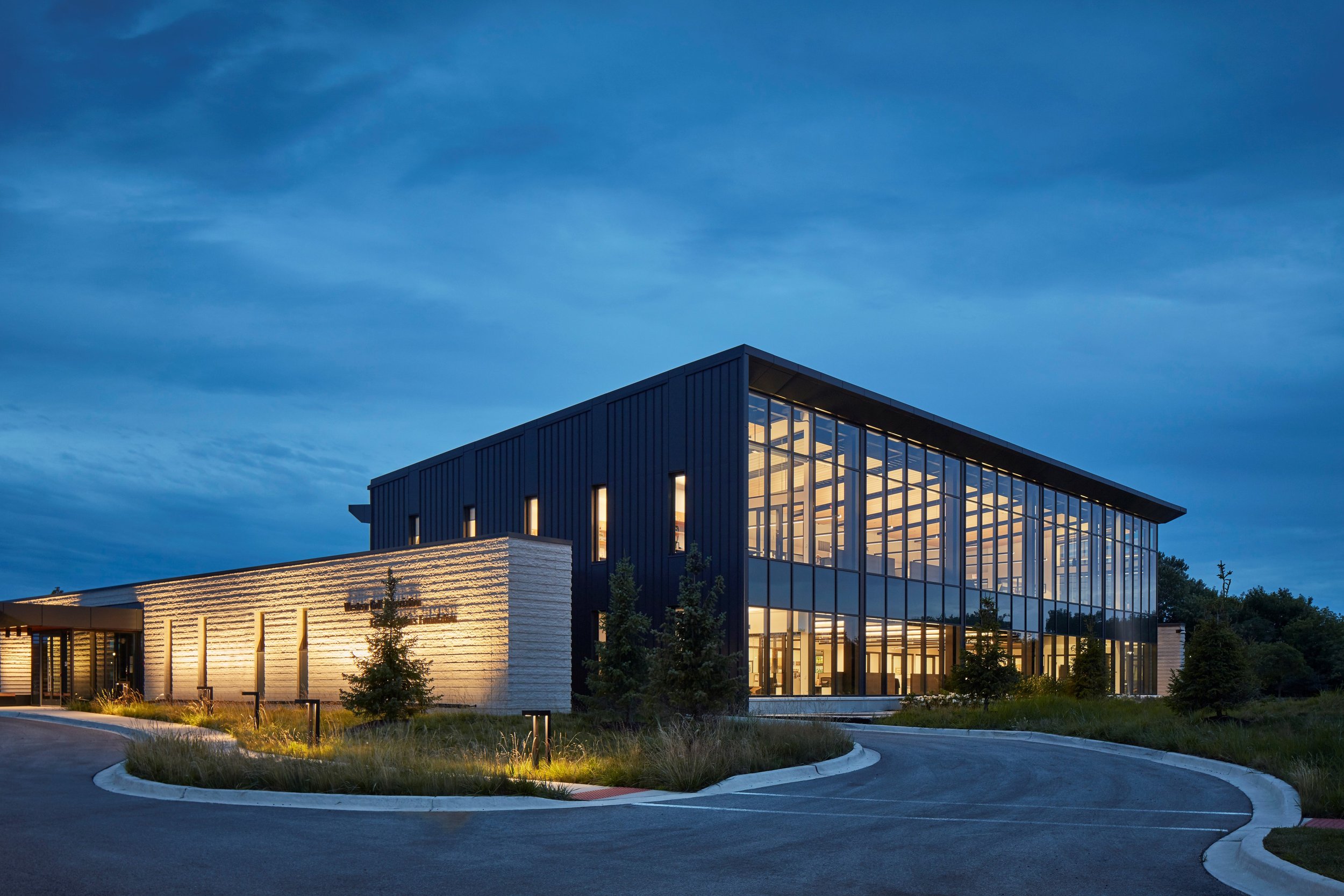 <span style="font-weight:bold"><p style="font-size:20px">Evans Scholar Foundation Headquarters</p></span>Glenview, Illinois