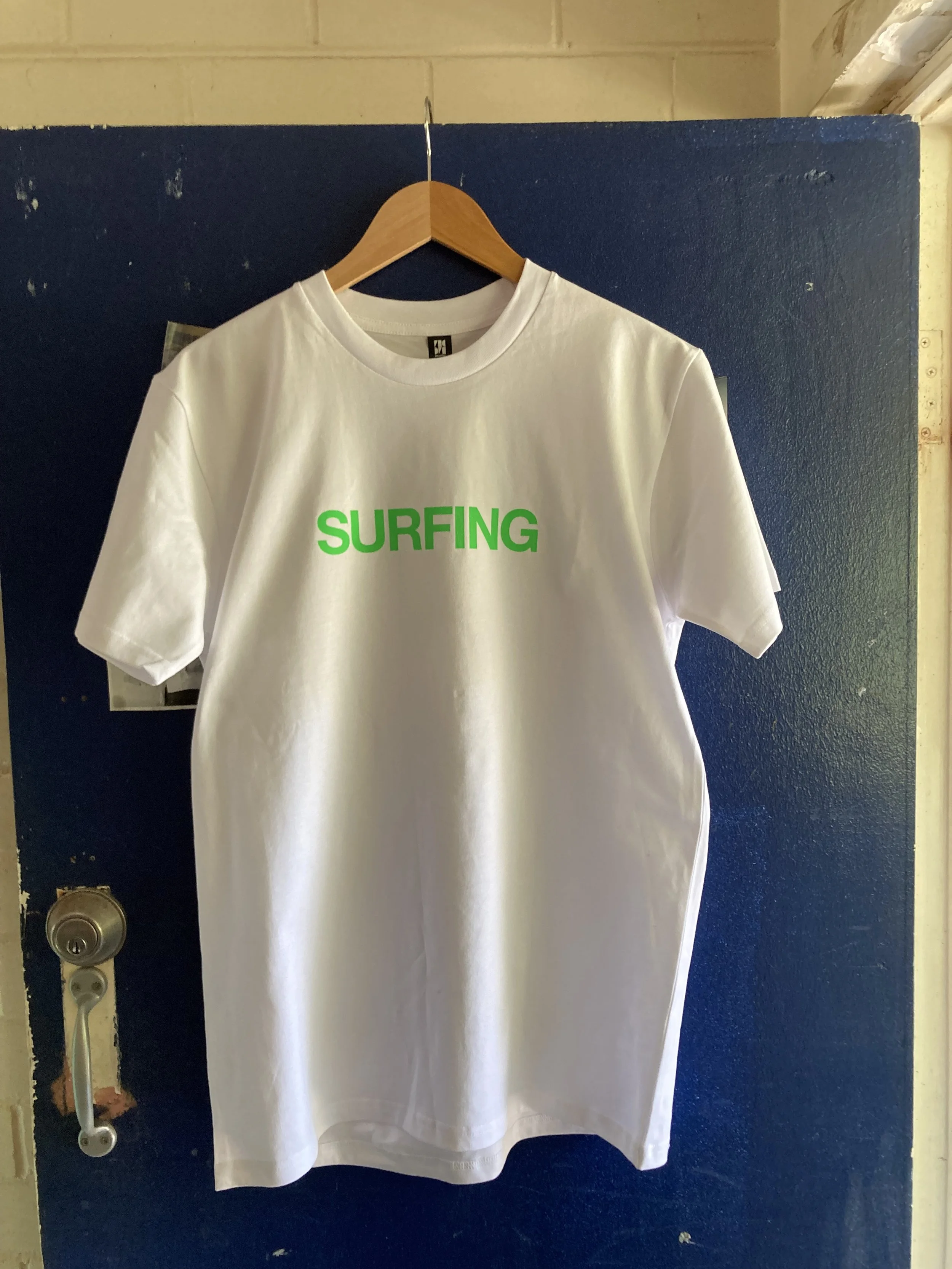 surfing tee.jpeg